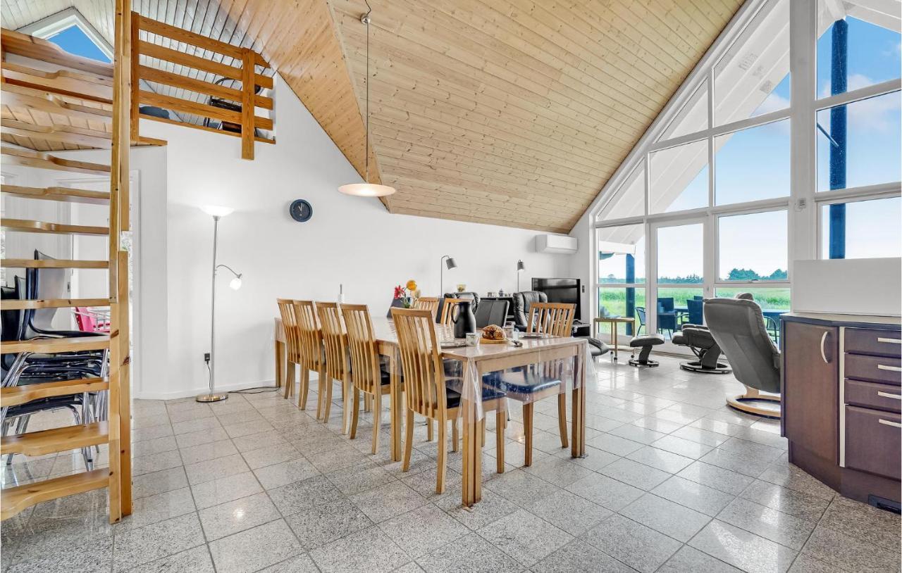 Amazing Home In Romo With Kitchen Toftum  エクステリア 写真
